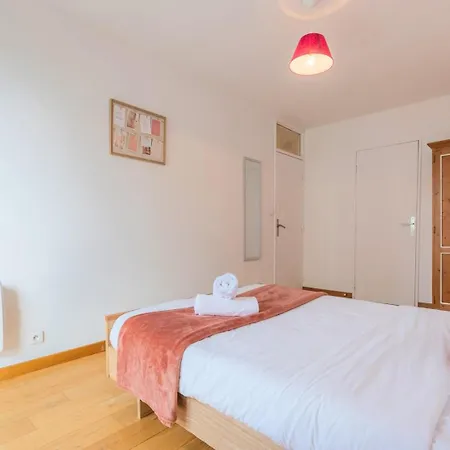 2 Bedroom With Balconies & Private Parking 아파트