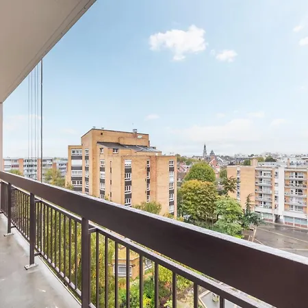 Apartment 2 Bedroom With Balconies & Private Parking La Madeleine (Nord)
